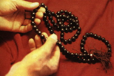 beads-moslem.jpg